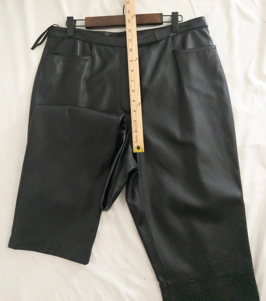 Investments — Tailored pants | Black that means business — and the seam that proves it · Sz 14