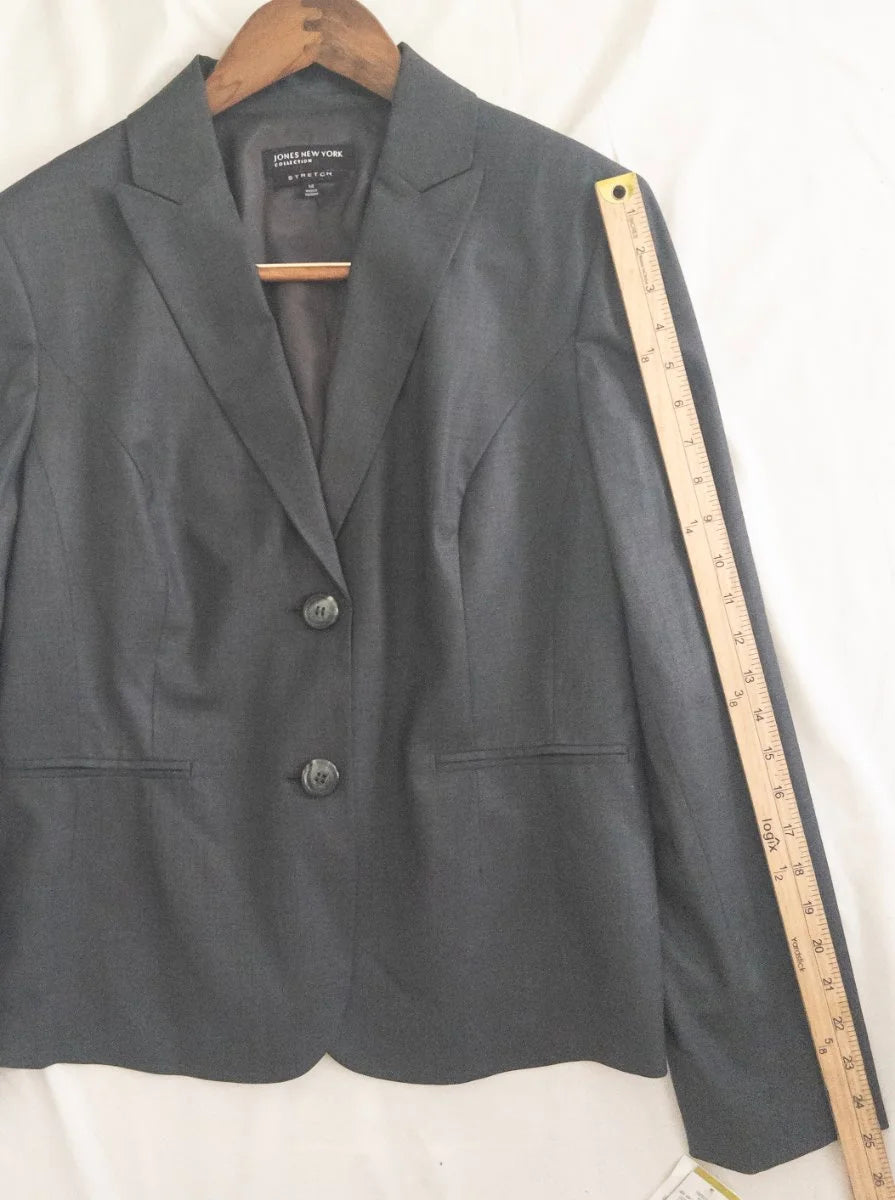 Jones New York Collection — Two-piece suit | Power doesn't ask for permission — it simply fits · Sz Jacket 14 Skirt 16