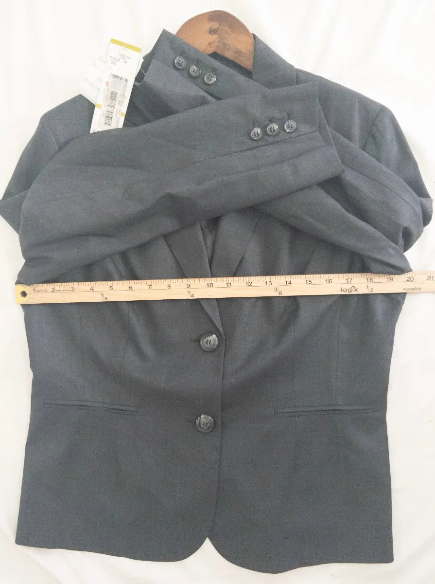 Jones New York Collection — Two-piece suit | Power doesn't ask for permission — it simply fits · Sz Jacket 14 Skirt 16