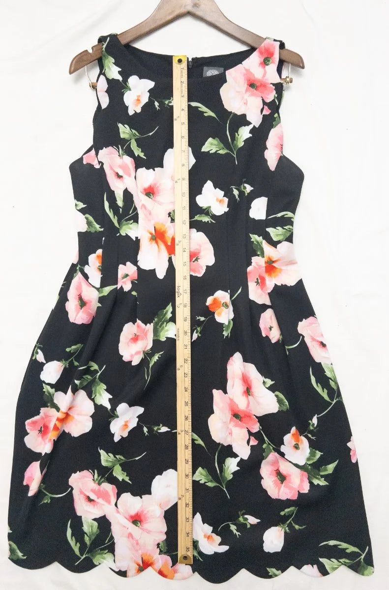 Vince Camuto — Dress | Florals that don't apologize for taking up space · Sz 14