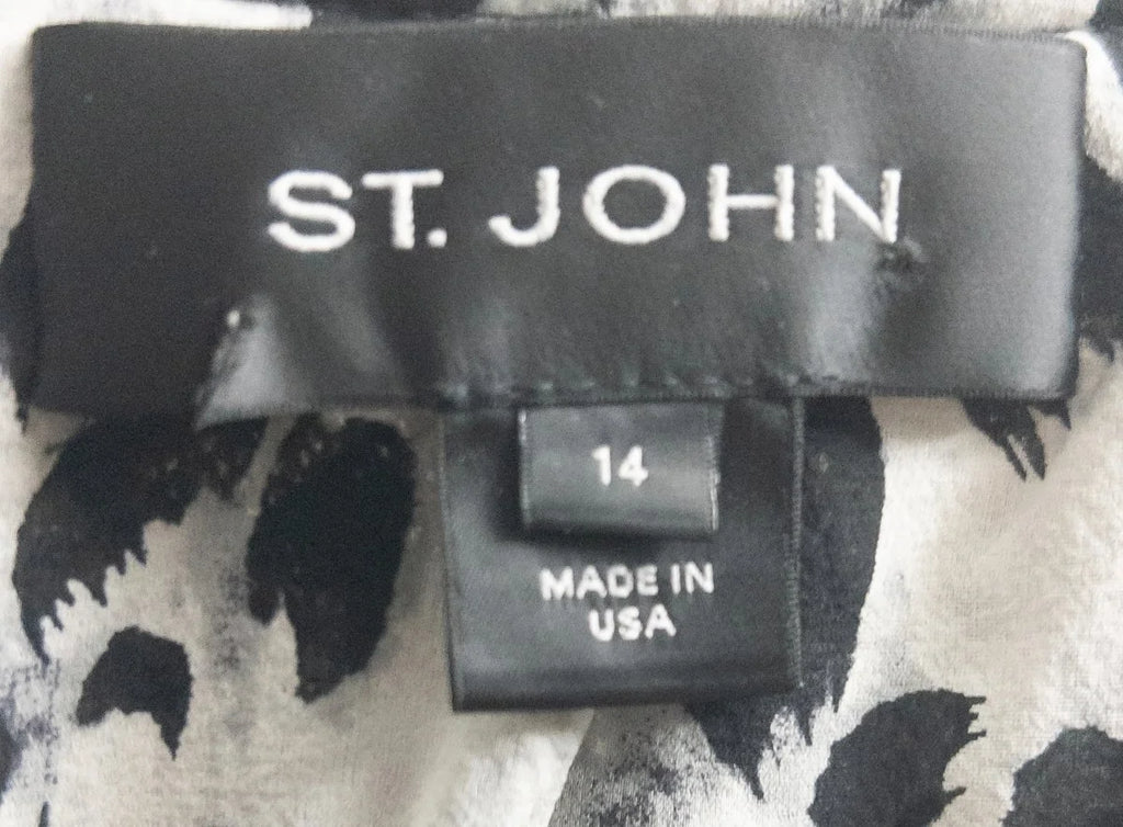 St. John — Jacket | Power dressing never needed a boardroom to make its point · Sz 14