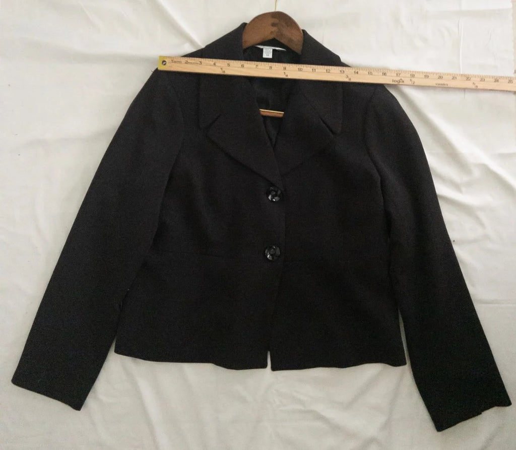 Austin Reed — Blazer | A blazer that doesn't ask for attention — and gets it anyway · Sz 14