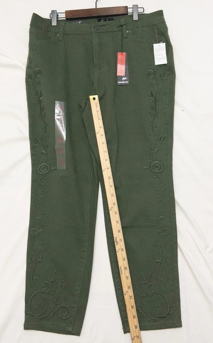 Earl Jean — Tailored pants | Quiet enough to whisper, detailed enough to stop a room · Sz 16