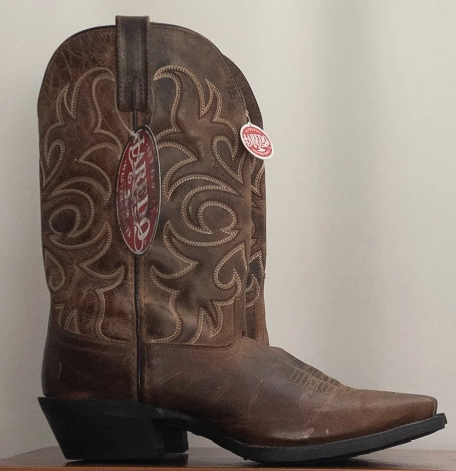 Laredo — Boots | Western heritage didn't come with an expiration date · Sz Women's 9 M