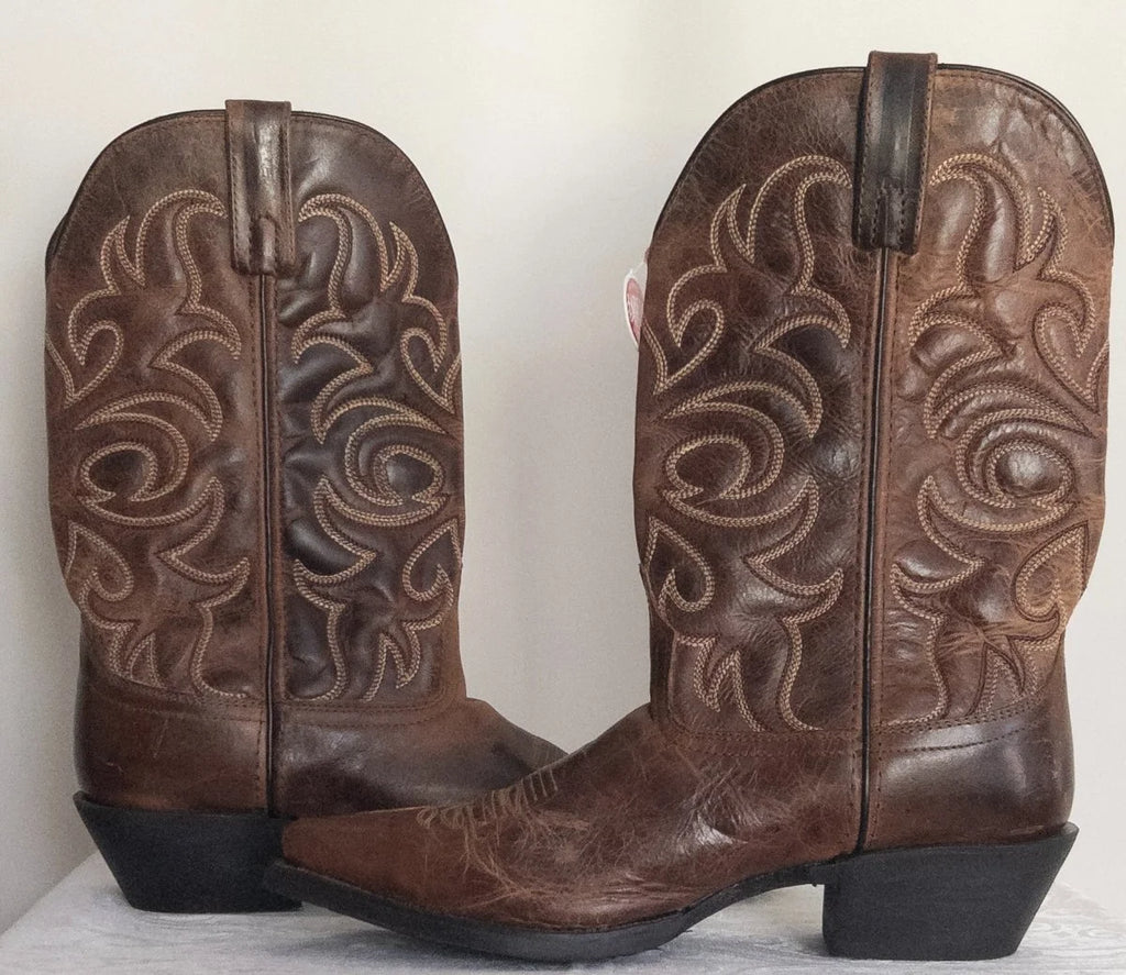Laredo — Boots | Western heritage didn't come with an expiration date · Sz Women's 9 M