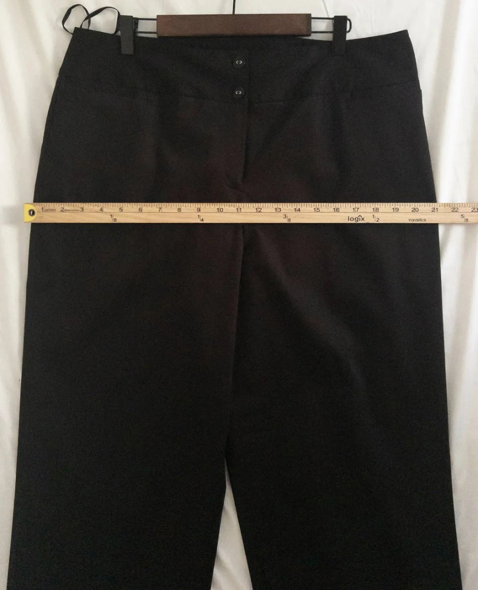 Jones New York Collection — Tailored pants | Not every black pant earns the silence it commands · Sz 14