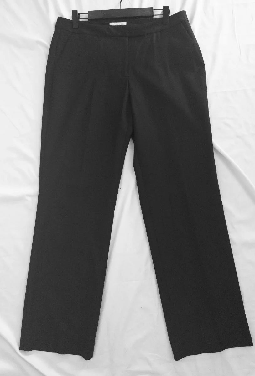 Calvin Klein — Tailored pants | The crease that doesn't ask for permission · Sz 6