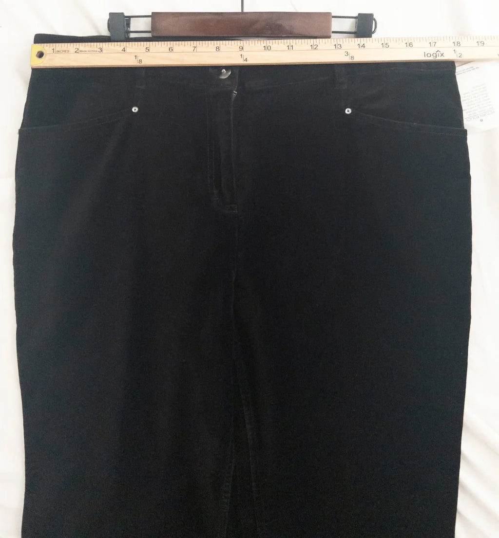 Peck & Peck Weekend — Tailored pants | Velvet has no business being this practical — and yet · Sz 16