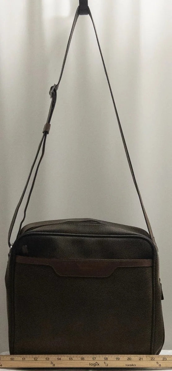 Jack Georges — Bag | Not every bag announces itself — the right ones don't need to · Sz OS