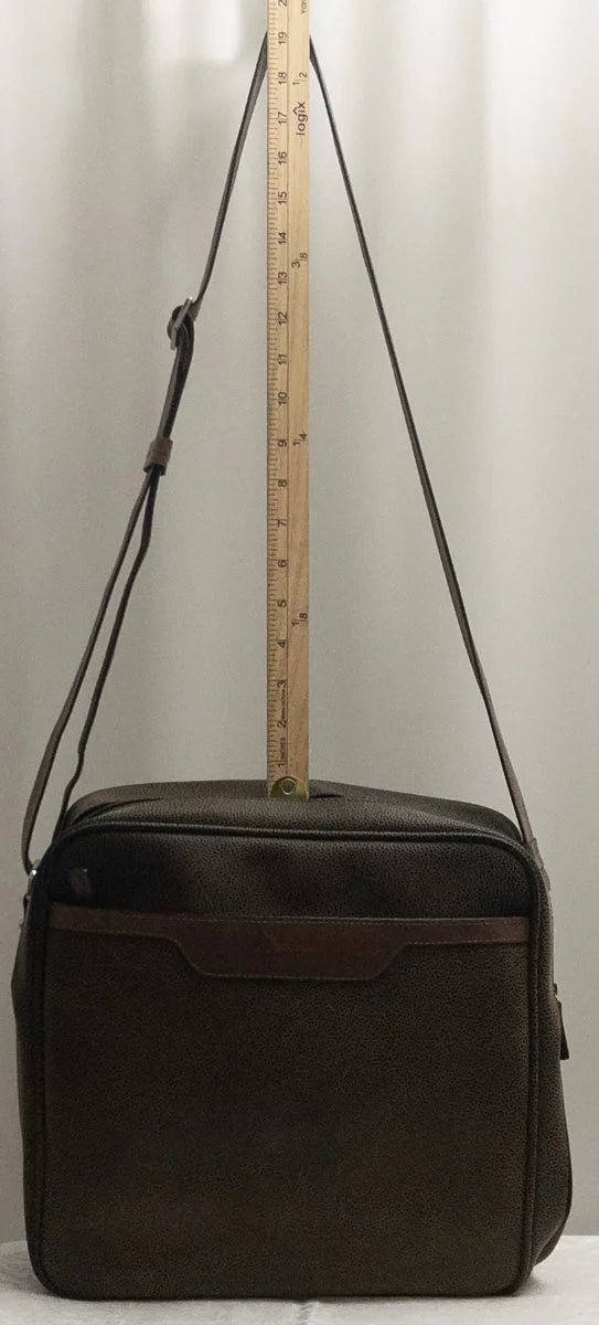 Jack Georges — Bag | Not every bag announces itself — the right ones don't need to · Sz OS