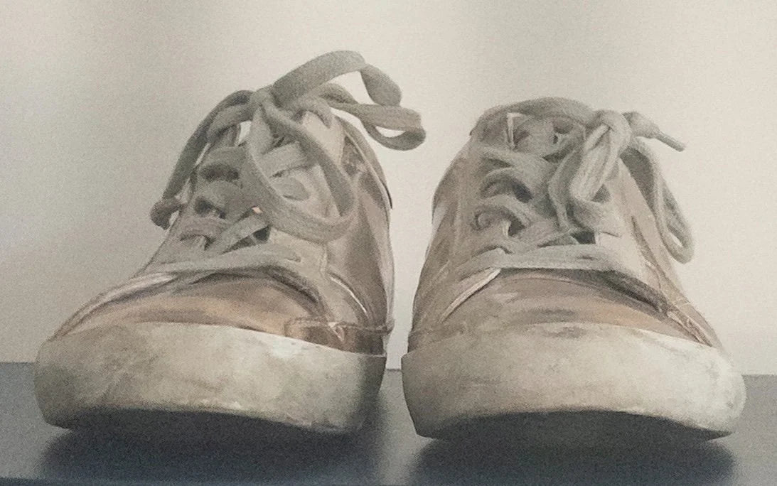 Golden Goose Deluxe Brand — GGDB/SSTAR | Distressed on purpose. Glamorous by design. Never accidental. · Sz EU 39