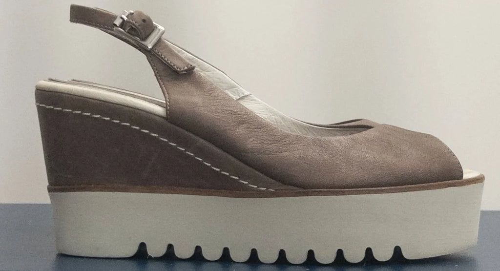 Palomitas by Paloma Barcel - Sandals - Suede nubuck leather upper leather lining - Sz 37 - Curuva Side