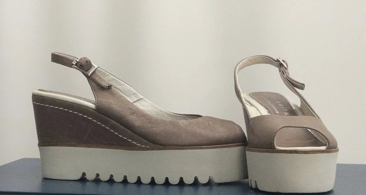 Palomitas by Paloma Barcel - Sandals - Suede nubuck leather upper leather lining - Sz 37 - Curuva Righ