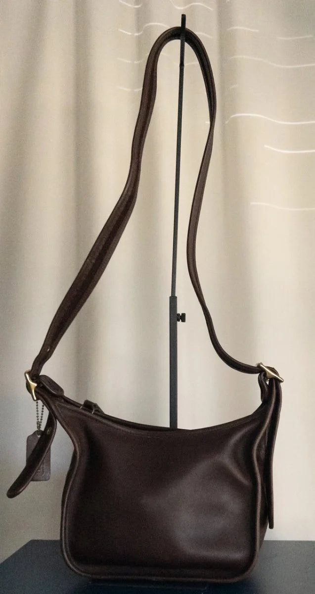 Coach - Bag - Genuine leather glove tanned cowhide - Sz OS - Curuva Back