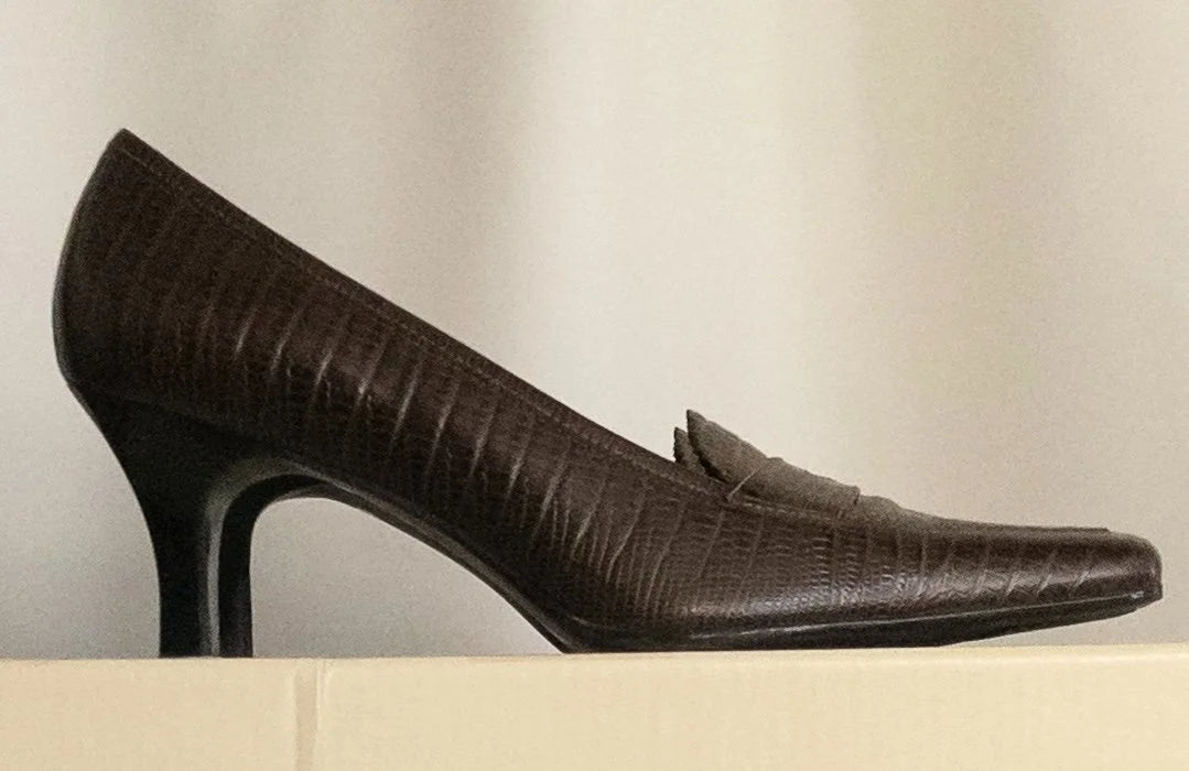 Etienne Aigner — Heels · Leather · Sz 6.5M Side