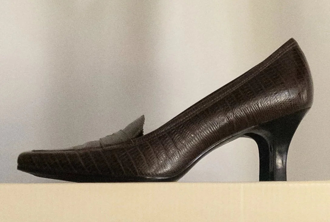 Etienne Aigner — Heels · Leather · Sz 6.5M Side In