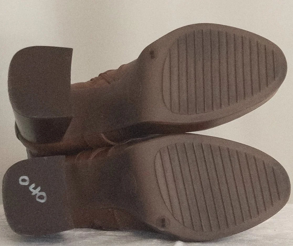 Vince Camuto - Boots - Leather upper textile and man made lining man made sole - Sz 9M EU 40 - Curuva Sole