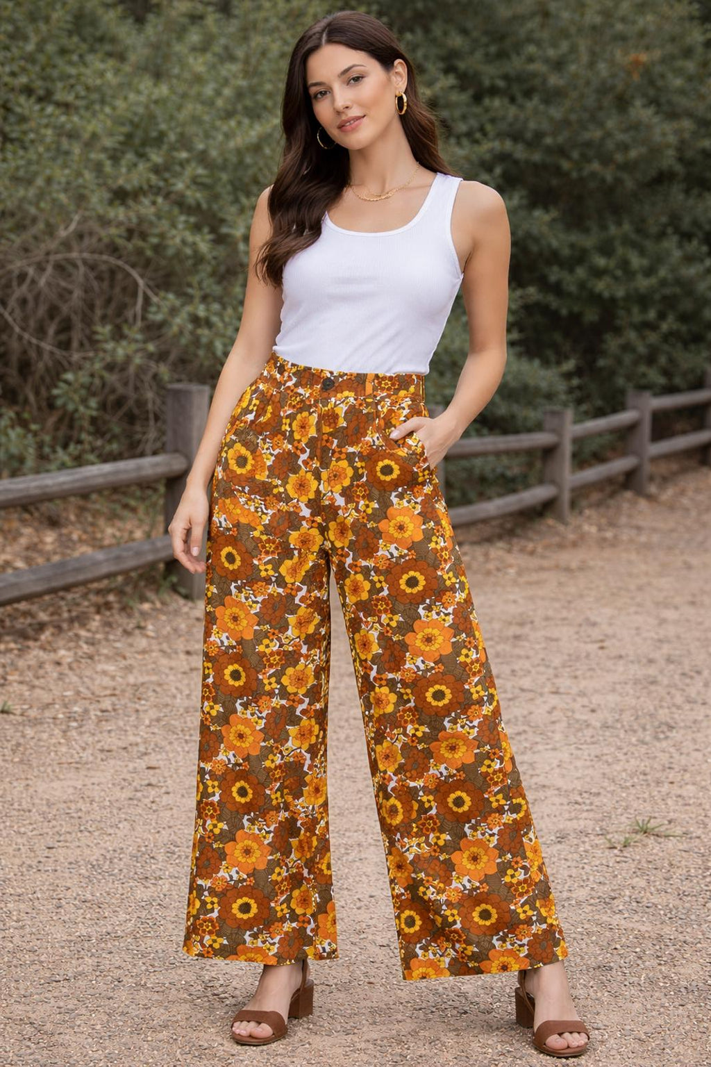 Her Pony — Wide-Leg Pants | 1970s retro floral, 100% rayon · Sz 6
