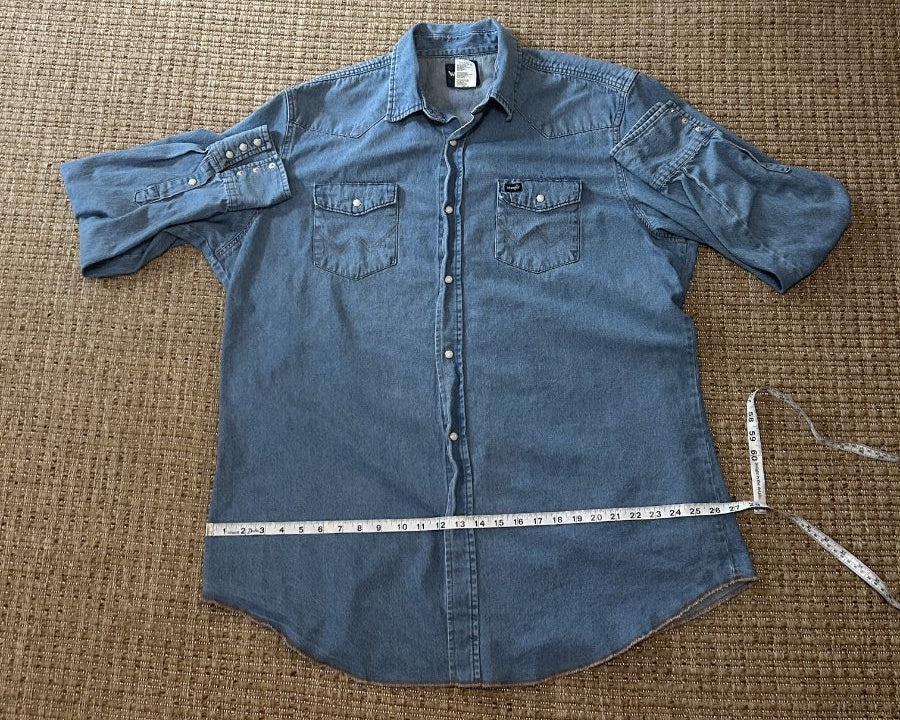 Wrangler — Denim Blouse | Snap-front workwear softened by time · Sz 2xt