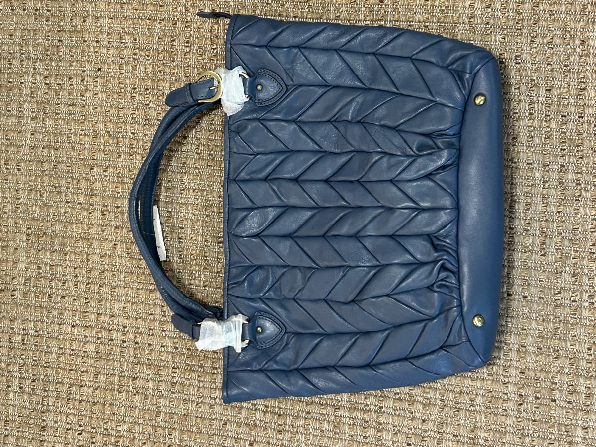 Mido Mido — Handbag | Chevron-quilted cowhide, made in Italy · Sz OS