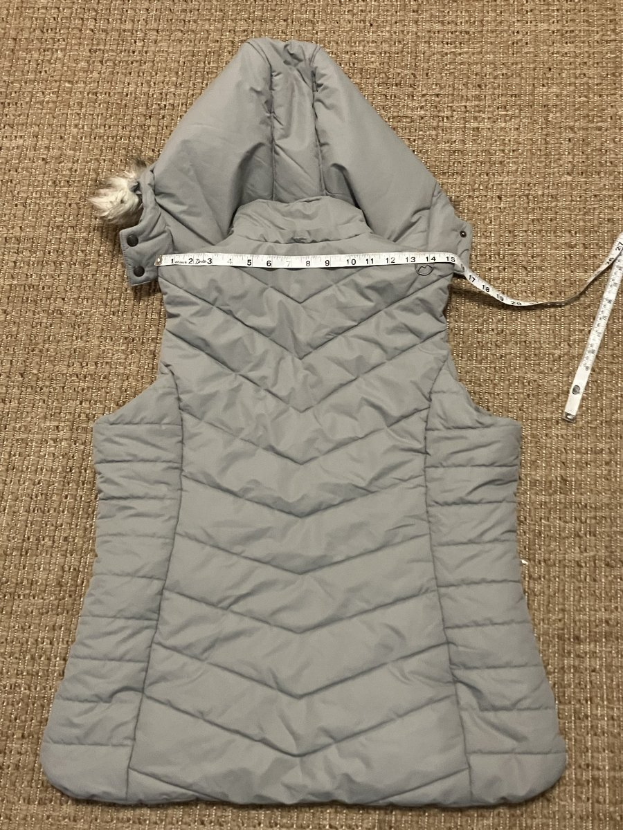 Magellan — Quilted Puffer Vest | Detachable faux fur hood, utility silhouette · Sz XL